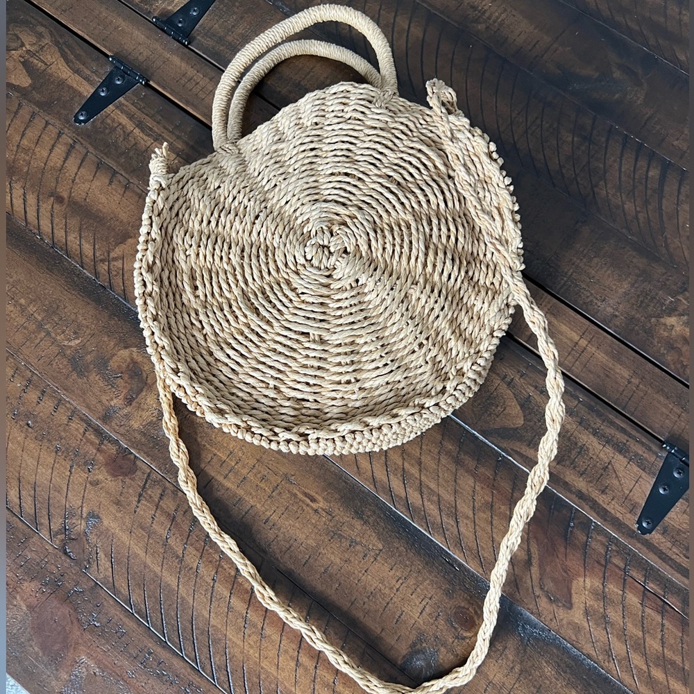 Summer / Spring Straw top handle crossbody bag